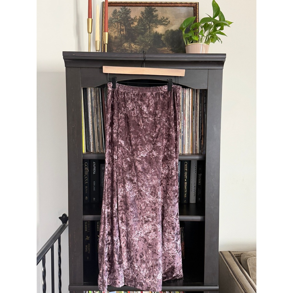 Earthbound Trading Co Maxi Skirt Womens L Purple Floral Velvet Elastic Waist